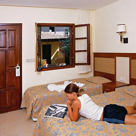 Ozlem Garden Hotel